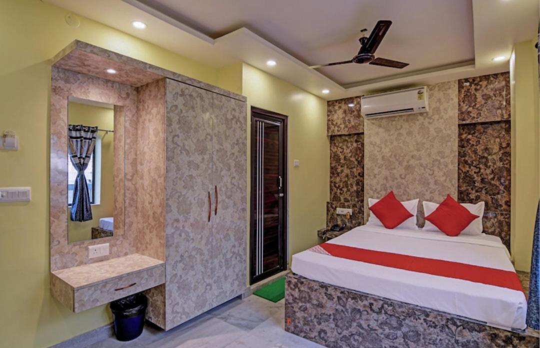 Hotel Divine Chariot Калькутта Экстерьер фото